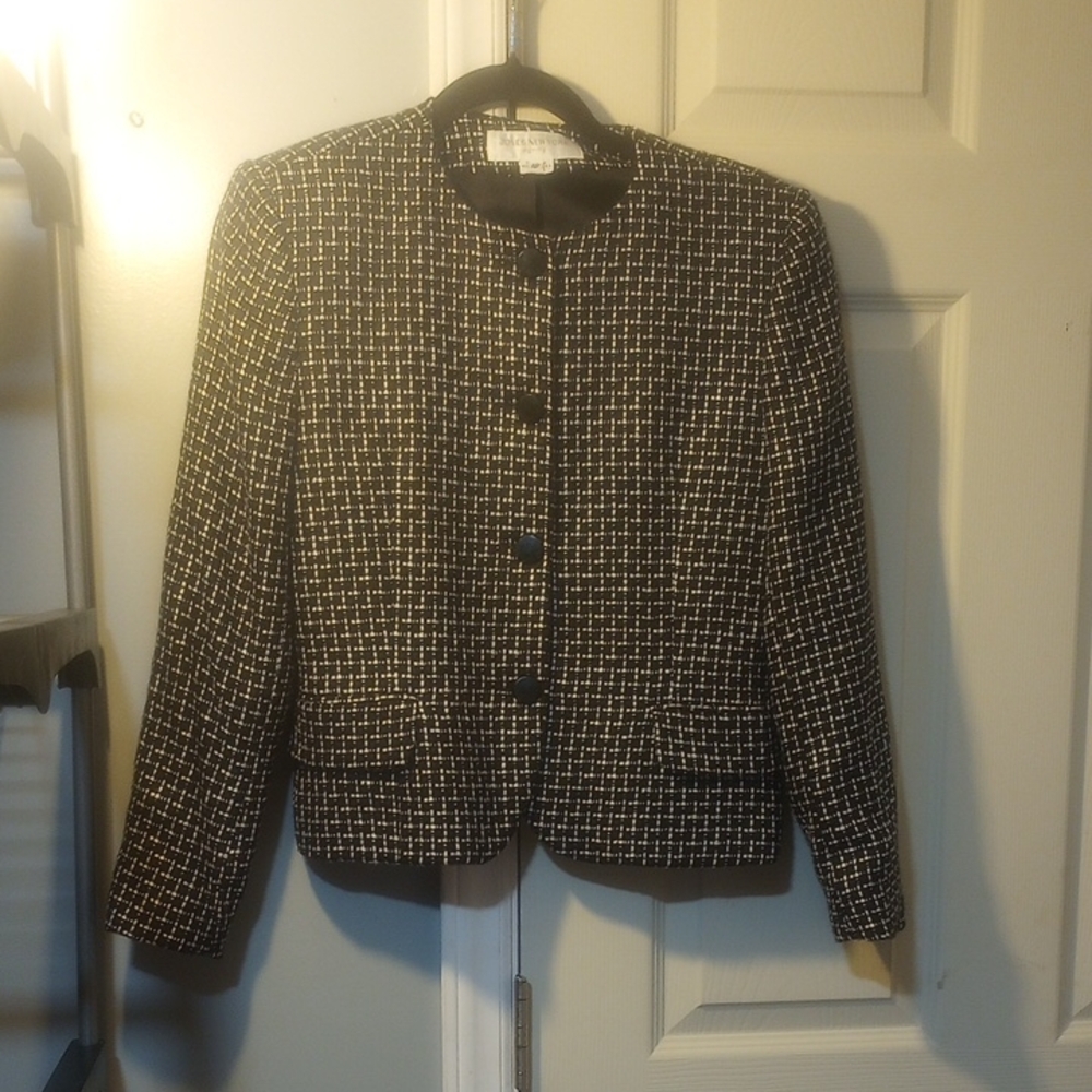 Jones New York Black and White Blazer